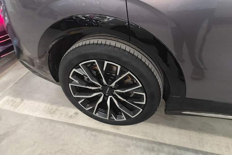 Used Zeekr 7X 2025 75 kWh Rear-Wheel Drive Intelligent Driving Version Exterior 5