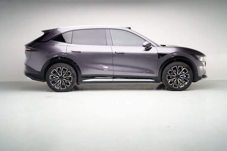 Used Zeekr 7X 2025 75 kWh Rear-Wheel Drive Intelligent Driving Version Exterior 8