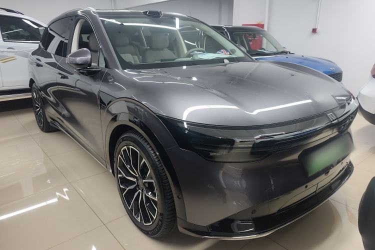 Used Zeekr 7X 2025 100kWh Long-Range All-Wheel Drive Intelligent Driving Version Front Right 45 Deg