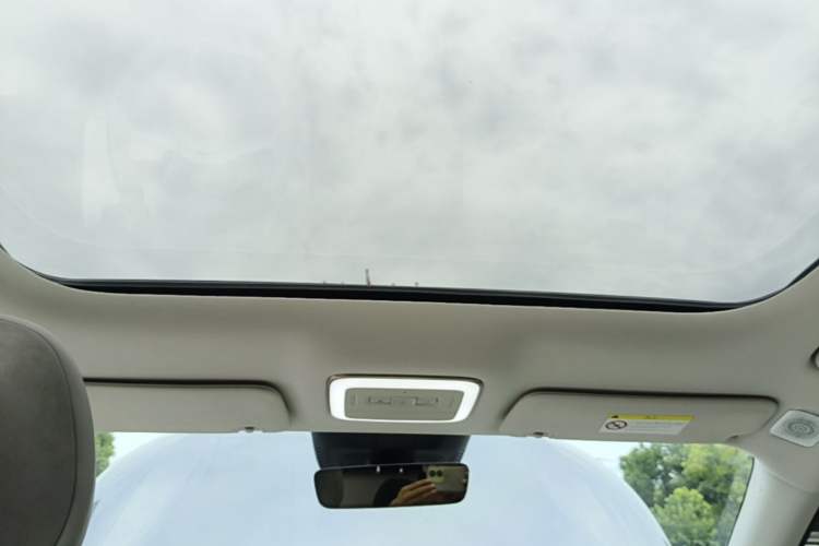 Used Zeekr 7X 2025 100 kWh Long-Range Rear-Wheel Drive with Intelligent Driving Features Headliner