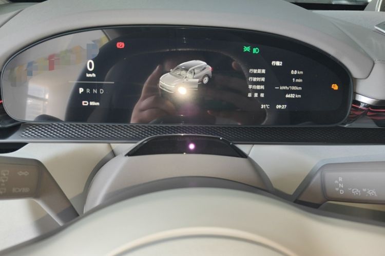 Used Zeekr 7X 2025 100 kWh Long-Range Rear-Wheel Drive with Intelligent Driving Features Instrument Cluster