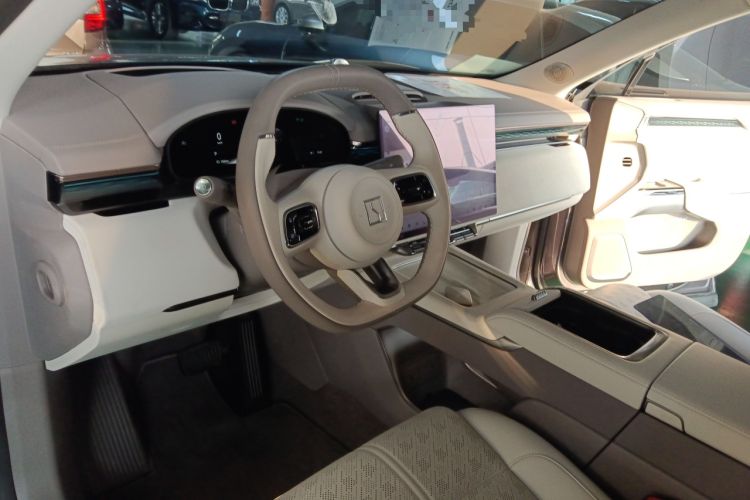 Used Zeekr 7X 2025 75 kWh Rear-Wheel Drive Intelligent Driving Version Interior 2