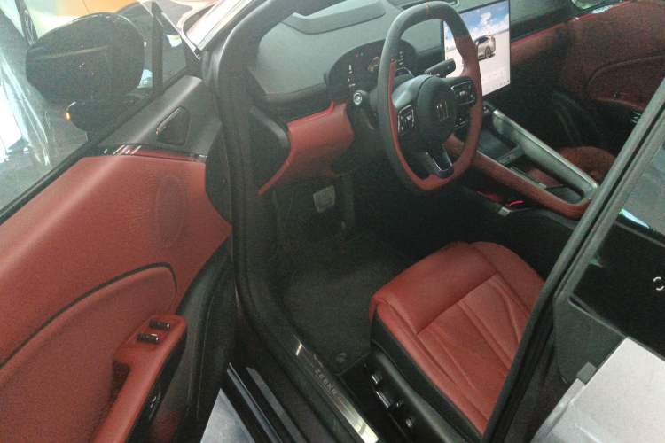 Used Zeekr 7X 2025 75 kWh Rear-Wheel Drive Intelligent Driving Version Interior 3