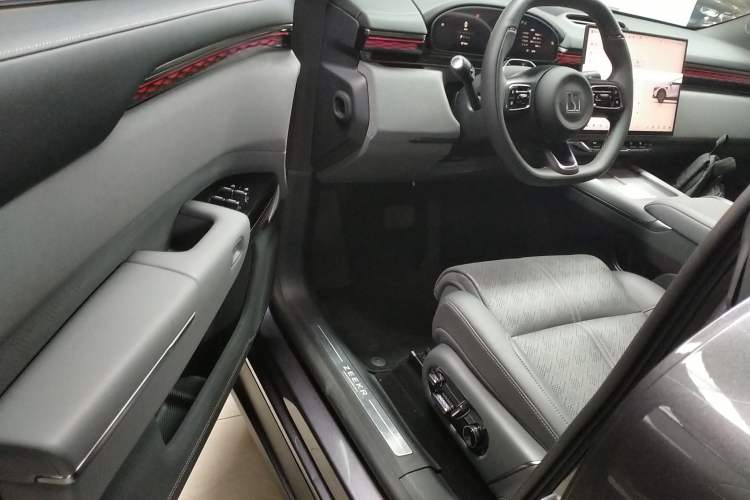 Used Zeekr 7X 2025 75 kWh Rear-Wheel Drive Intelligent Driving Version Interior 3