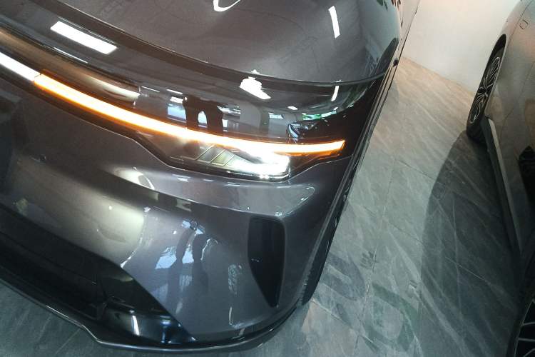 Used Zeekr 7X 2025 75 kWh Rear-Wheel Drive Intelligent Driving Version Left Front Headlight