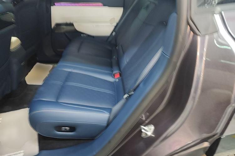 Used Zeekr 7X 2025 75 kWh Rear-Wheel Drive Intelligent Driving Version Left Rear Seat