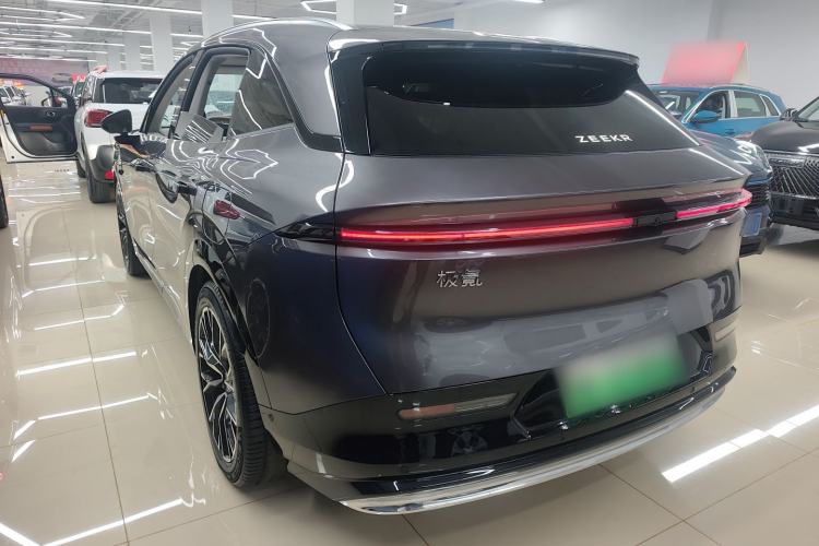Used Zeekr 7X 2025 100kWh Long-Range All-Wheel Drive Intelligent Driving Version Left Side