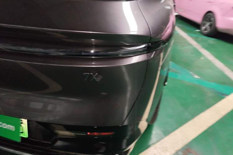 Used Zeekr 7X 2025 75 kWh Rear-Wheel Drive Intelligent Driving Version Right Rear Taillight