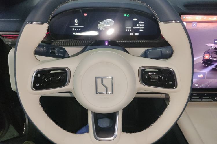 Used Zeekr 7X 2025 75 kWh Rear-Wheel Drive Intelligent Driving Version Steering Wheel
