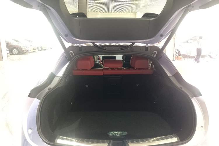Used Zeekr 7X 2025 75 kWh Rear-Wheel Drive Intelligent Driving Version Trunk