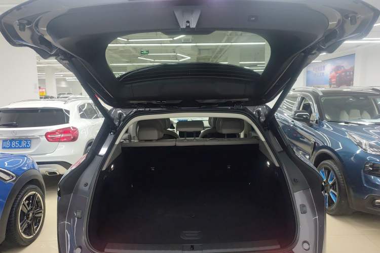 Used Zeekr 7X 2025 100kWh Long-Range All-Wheel Drive Intelligent Driving Version Trunk