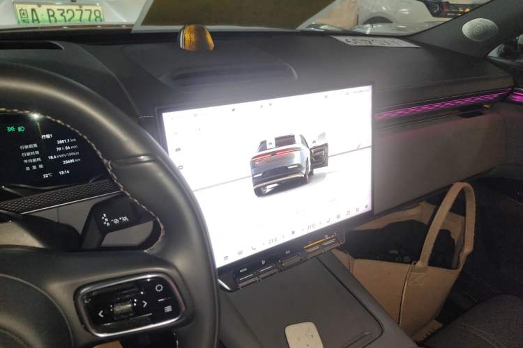 Used Zeekr 7X 2025 100kWh Long-Range All-Wheel Drive Intelligent Driving Version Audio And AC Panel