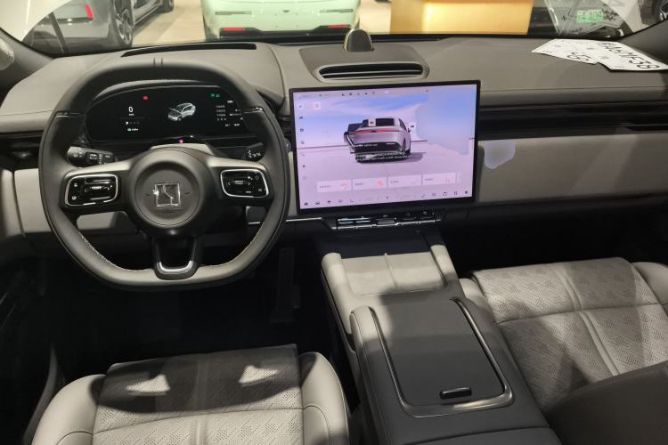 Used Zeekr 7X 2025 100 kWh Long-Range Rear-Wheel Drive with Intelligent Driving Features Center Console