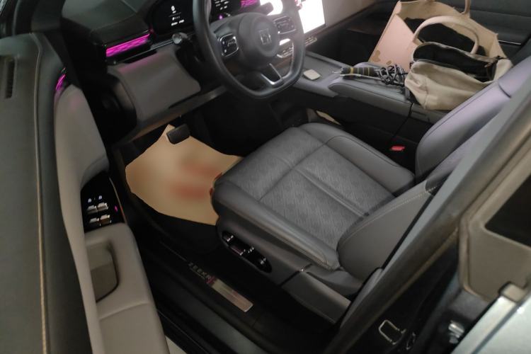 Used Zeekr 7X 2025 100kWh Long-Range All-Wheel Drive Intelligent Driving Version Driver Seat