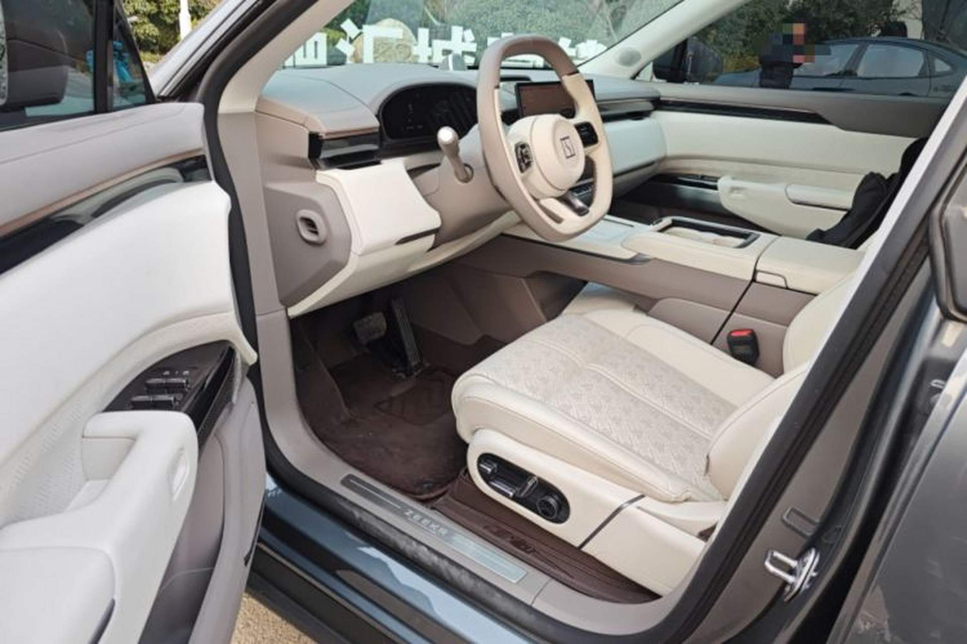 Used Zeekr 7X 2025 100kWh Long-Range All-Wheel Drive Intelligent Driving Version Driver Seat