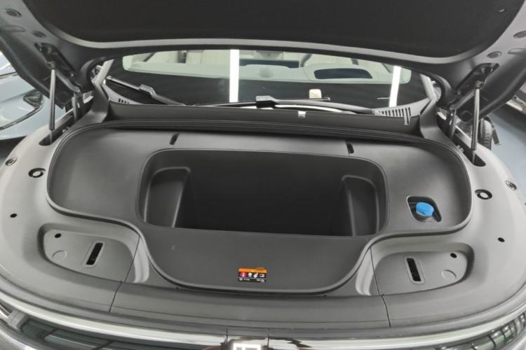Used Zeekr 7X 2025 75 kWh Rear-Wheel Drive Intelligent Driving Version Engine Bay