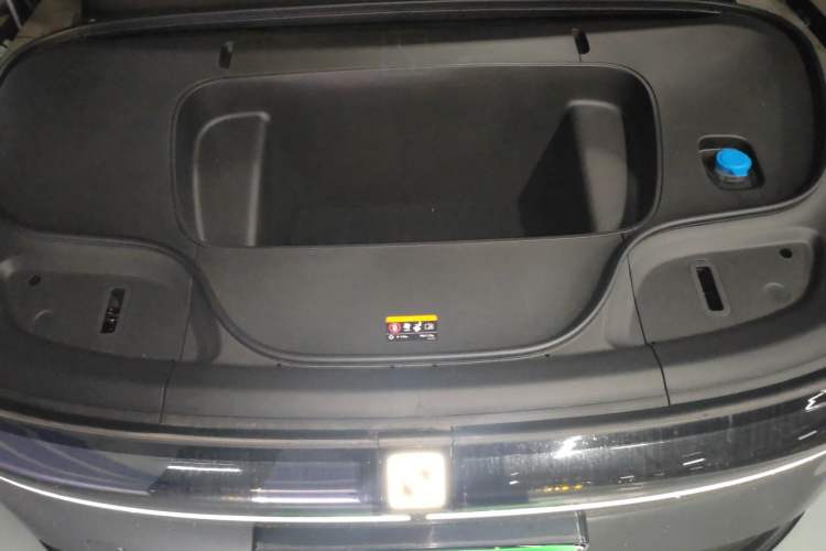 Used Zeekr 7X 2025 75 kWh Rear-Wheel Drive Intelligent Driving Version Engine Bay