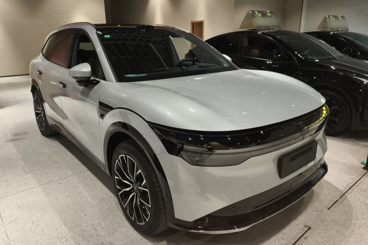 Used Zeekr 7X 2025 100 kWh Long-Range Rear-Wheel Drive with Intelligent Driving Features Exterior 1