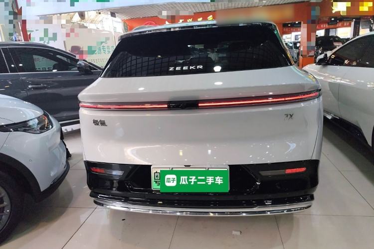 Used Zeekr 7X 2025 100 kWh Long-Range Rear-Wheel Drive with Intelligent Driving Features Exterior 4