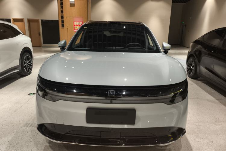 Used Zeekr 7X 2025 100 kWh Long-Range Rear-Wheel Drive with Intelligent Driving Features Front