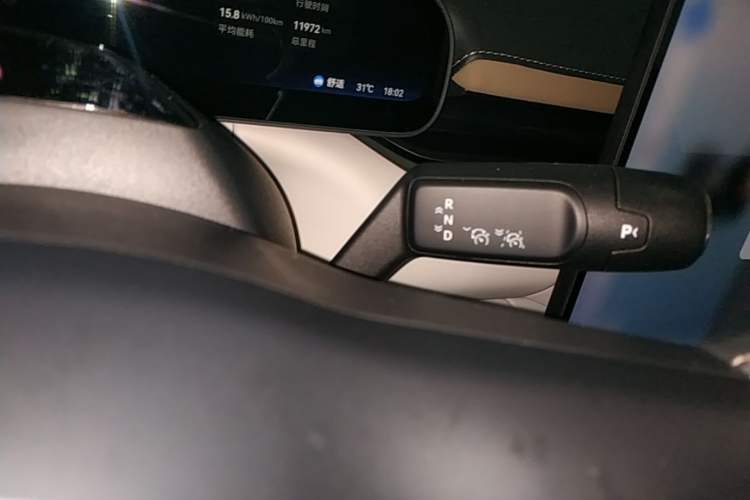 Used Zeekr 7X 2025 75 kWh Rear-Wheel Drive Intelligent Driving Version Gear Lever