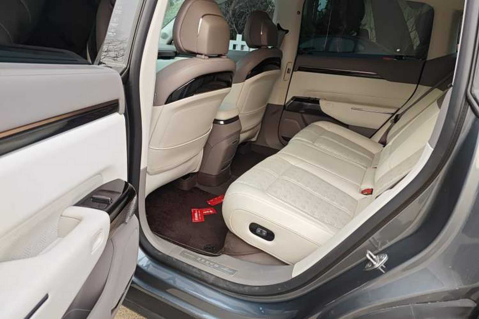 Used Zeekr 7X 2025 100kWh Long-Range All-Wheel Drive Intelligent Driving Version Left Rear Seat