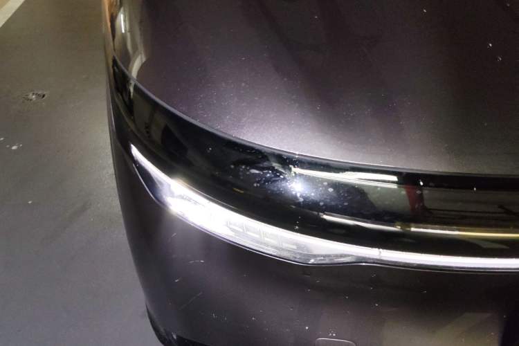 Used Zeekr 7X 2025 100 kWh Long-Range Rear-Wheel Drive with Intelligent Driving Features Right Front Headlight