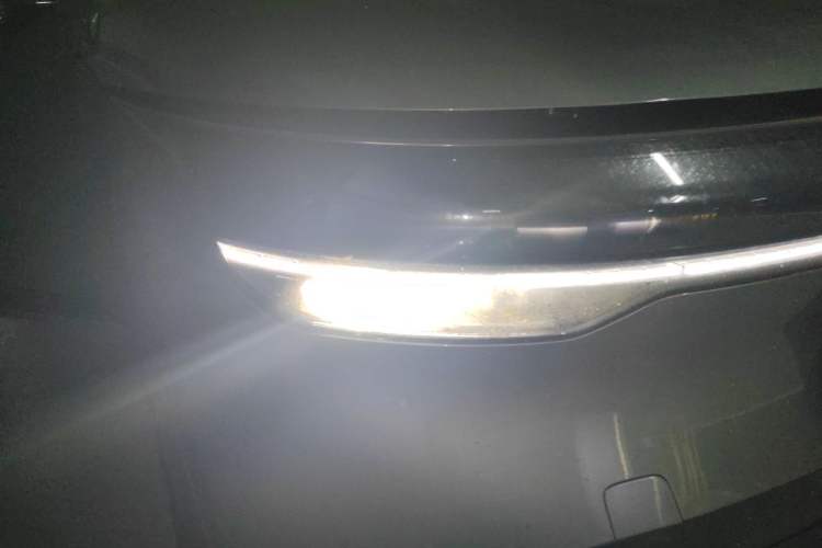 Used Zeekr 7X 2025 75 kWh Rear-Wheel Drive Intelligent Driving Version Right Front Headlight