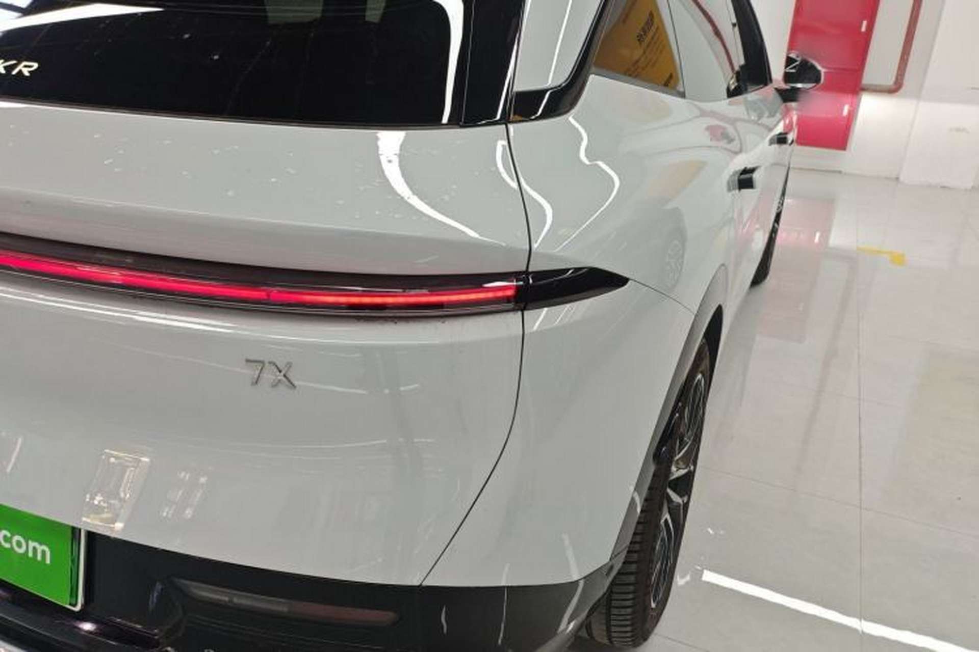 Used Zeekr 7X 2025 100kWh Long-Range All-Wheel Drive Intelligent Driving Version Right Rear Taillight
