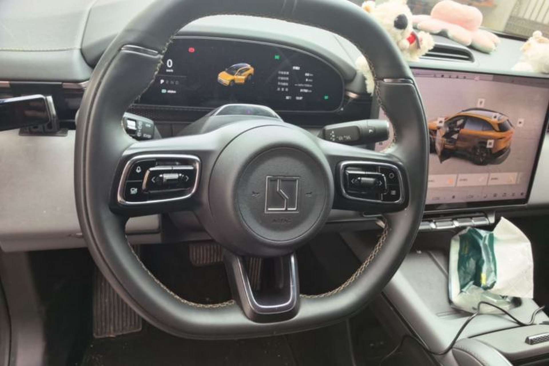 Used Zeekr 7X 2025 75 kWh Rear-Wheel Drive Intelligent Driving Version Steering Wheel