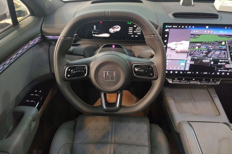 Used Zeekr 7X 2025 100 kWh Long-Range Rear-Wheel Drive with Intelligent Driving Features Steering Wheel