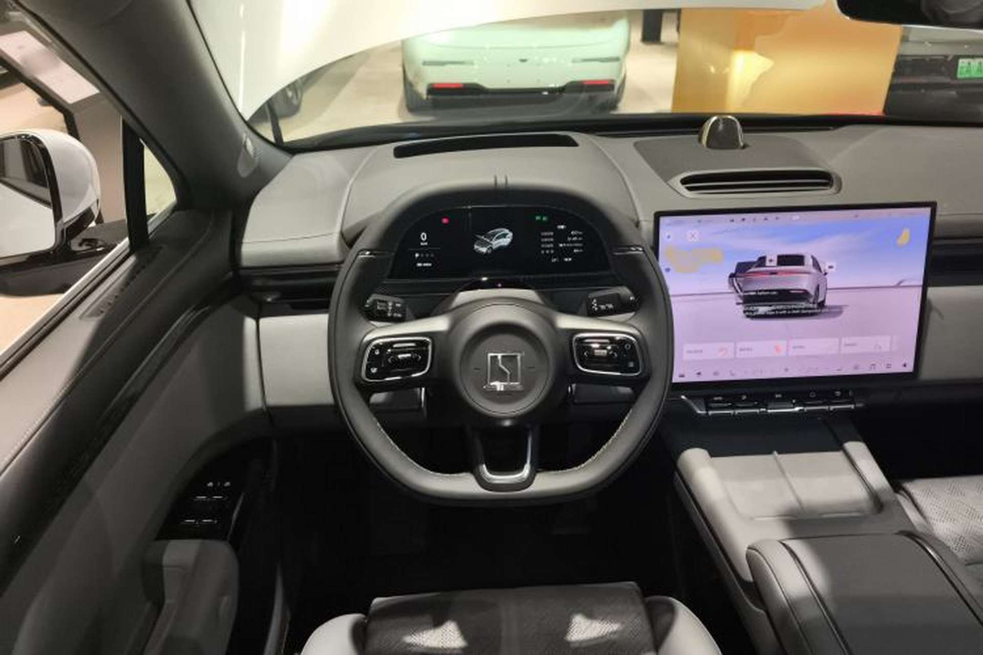 Used Zeekr 7X 2025 100 kWh Long-Range Rear-Wheel Drive with Intelligent Driving Features Steering Wheel
