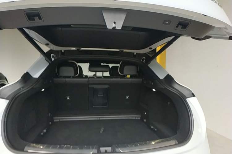 Used Zeekr 7X 2025 75 kWh Rear-Wheel Drive Intelligent Driving Version Trunk