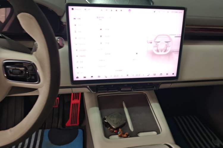 Used Zeekr 7X 2025 75 kWh Rear-Wheel Drive Intelligent Driving Version Audio And AC Panel