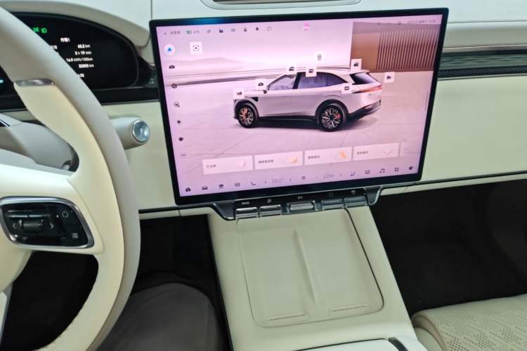 Used Zeekr 7X 2025 75 kWh Rear-Wheel Drive Intelligent Driving Version Audio And AC Panel