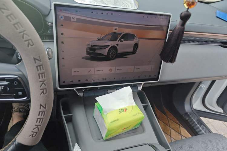 Used Zeekr 7X 2025 100kWh Long-Range All-Wheel Drive Intelligent Driving Version Audio And AC Panel