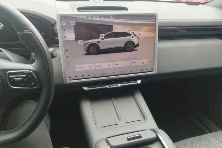 Used Zeekr 7X 2025 100 kWh Long-Range Rear-Wheel Drive with Intelligent Driving Features Audio And AC Panel