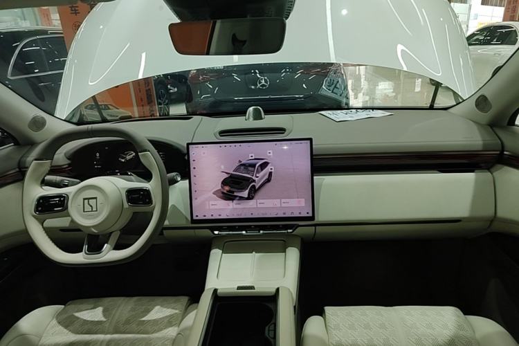 Used Zeekr 7X 2025 75 kWh Rear-Wheel Drive Intelligent Driving Version Center Console