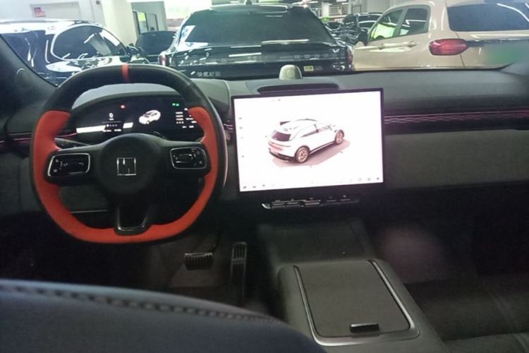 Used Zeekr 7X 2025 100kWh Long-Range All-Wheel Drive Intelligent Driving Version Center Console