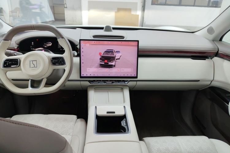 Used Zeekr 7X 2025 75 kWh Rear-Wheel Drive Intelligent Driving Version Center Console