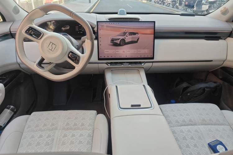 Used Zeekr 7X 2025 75 kWh Rear-Wheel Drive Intelligent Driving Version Center Console