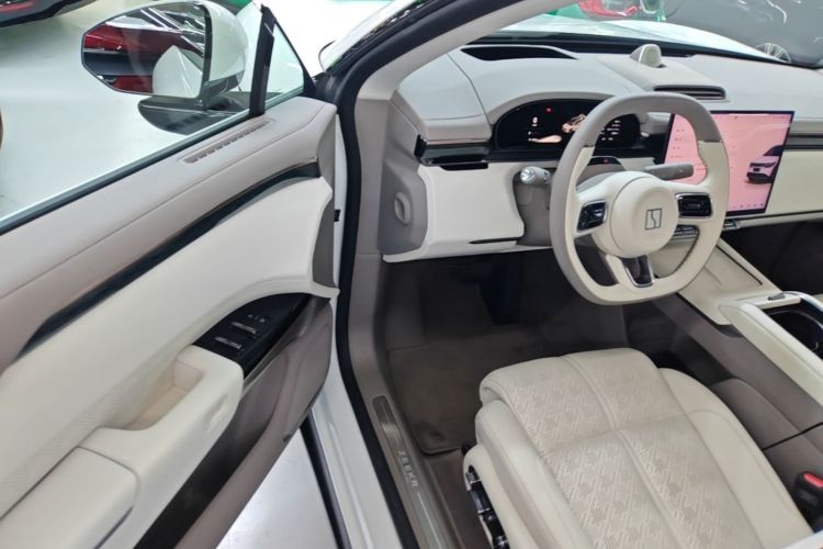Used Zeekr 7X 2025 75 kWh Rear-Wheel Drive Intelligent Driving Version Driver Seat