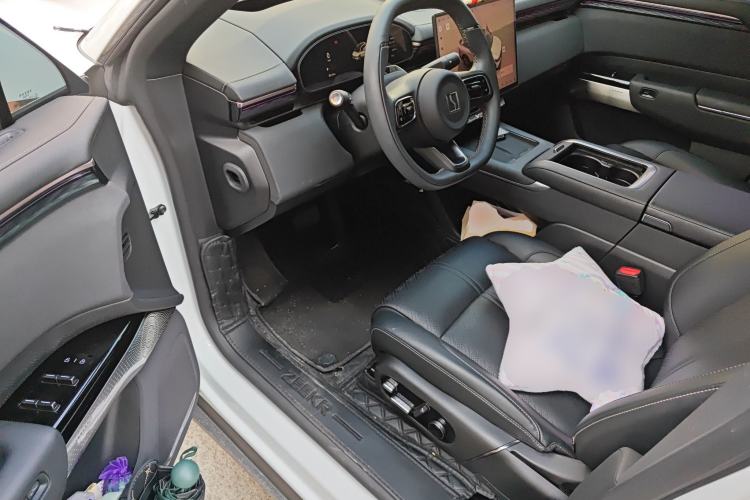 Used Zeekr 7X 2025 75 kWh Rear-Wheel Drive Intelligent Driving Version Driver Seat