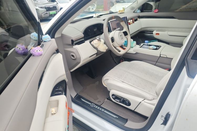 Used Zeekr 7X 2025 75 kWh Rear-Wheel Drive Intelligent Driving Version Driver Seat