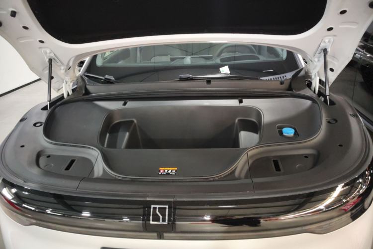 Used Zeekr 7X 2025 100 kWh Long-Range Rear-Wheel Drive with Intelligent Driving Features Engine Bay