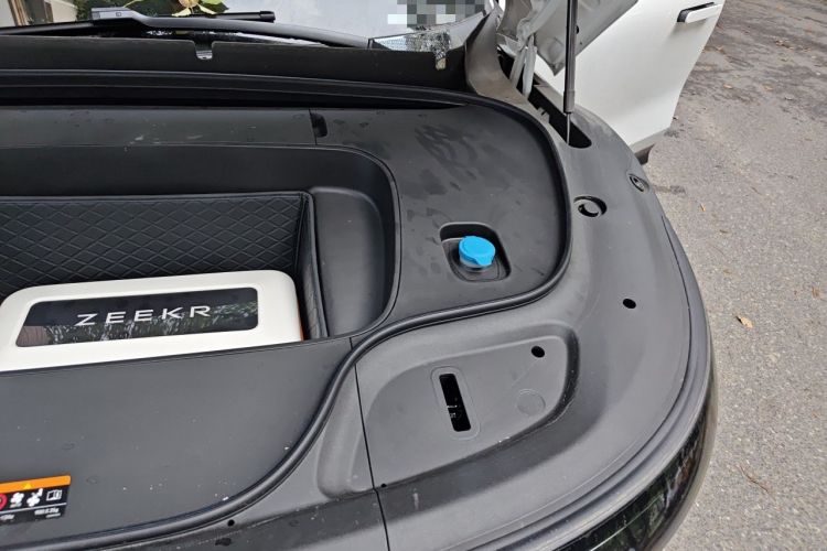 Used Zeekr 7X 2025 100 kWh Long-Range Rear-Wheel Drive with Intelligent Driving Features Engine Bay Left