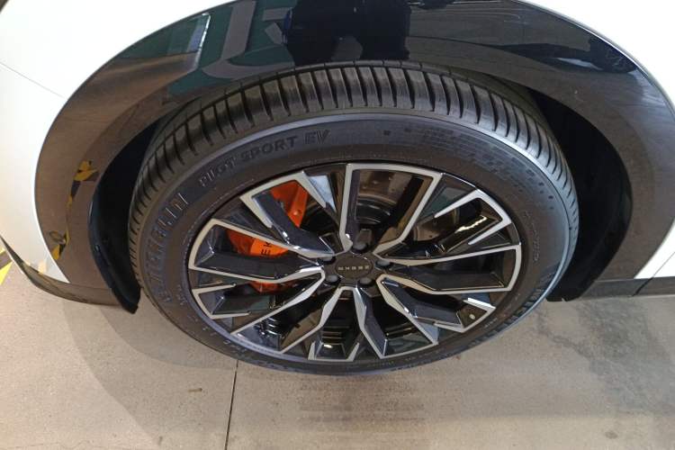 Used Zeekr 7X 2025 100kWh Long-Range All-Wheel Drive Intelligent Driving Version Exterior 4