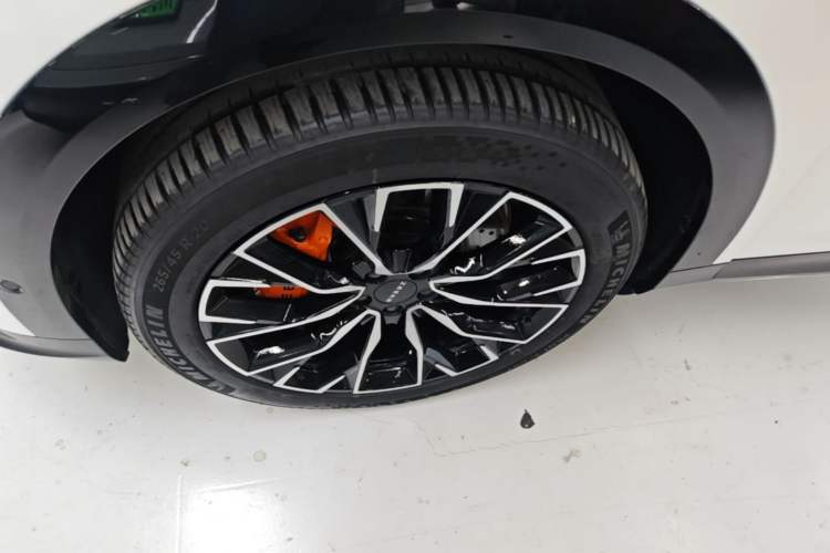 Used Zeekr 7X 2025 75 kWh Rear-Wheel Drive Intelligent Driving Version Exterior 4