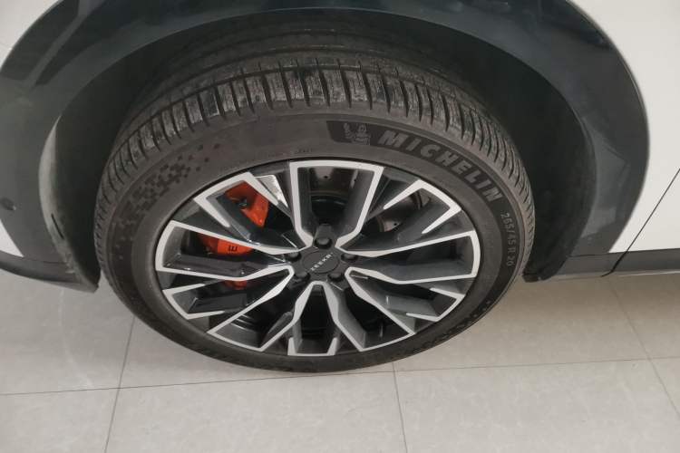 Used Zeekr 7X 2025 100kWh Long-Range All-Wheel Drive Intelligent Driving Version Exterior 4