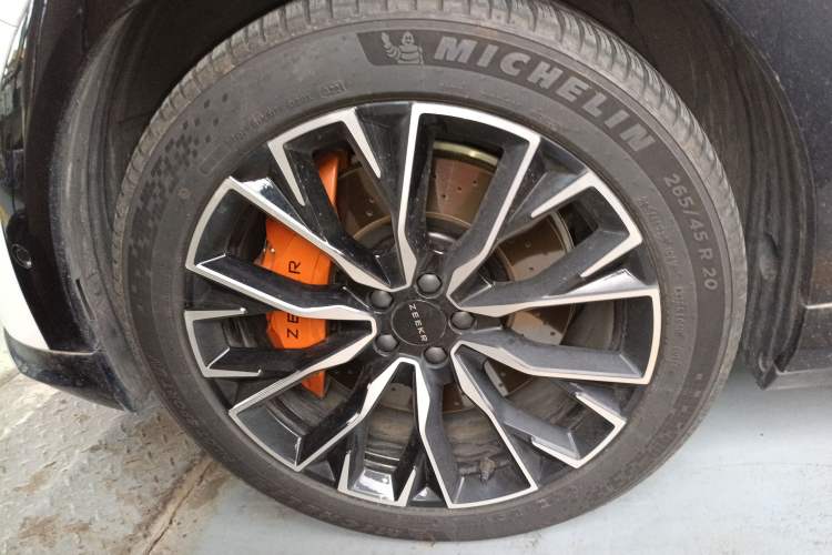 Used Zeekr 7X 2025 75 kWh Rear-Wheel Drive Intelligent Driving Version Exterior 4